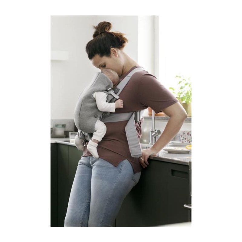 BabyBjorn - Marsupiu anatomic Mini, cu pozitii multiple de purtare – Light Grey, 3D Jersey