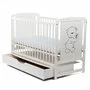Patut din lemn bebe, 120x60 cm, Cu sertar cu capac, Din lemn de pin si mdf, Stabil si rezistent, Inaltime saltea reglabila pe 3 nivele, Laterala cu 3 bete detasabile, EN716-1, EN716-2, Alb, Babyneeds, Timmi + Saltea 12 cm - 7