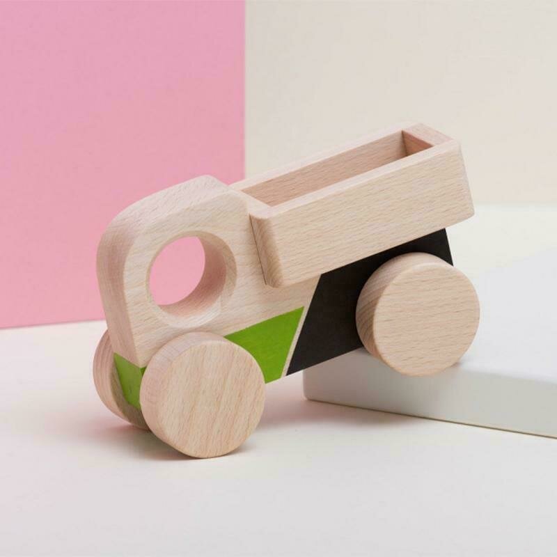 Mobbli - vehicul de lemn camion