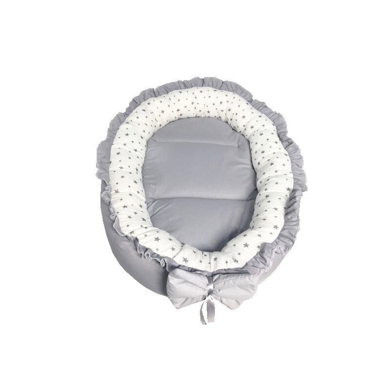 Deseda - cuib baby nest bebelusi cu volanase gri - stelute gri pe alb lux
