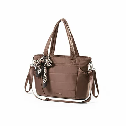 Geanta pentru mamici, BabyOno, Cami, Pentru carucior si umar, 45 x 12 x 30 cm, Saltea de infasat inclusa, Material imperbeabil, 10 buzunare, inclusiv izoterme pentru biberoane, Suport de chei, Maro