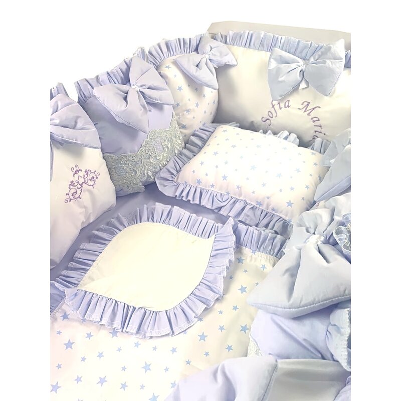 Deseda - lenjeria cu aparatori pat 120x60 cm din 13 pernute albastru pal lux by
