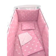 Lenjerie de pat bebelusi 120x60 cm cu aparatori laterale pufoase  cearșaf  păturică dubla și pernuta slim Deseda Coronite albe pe roz