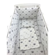 Lenjerie de pat bebelusi 120x60 cm cu aparatori laterale pufoase  cearșaf  păturică dubla și pernuta slim Deseda Coronite Gri pe alb