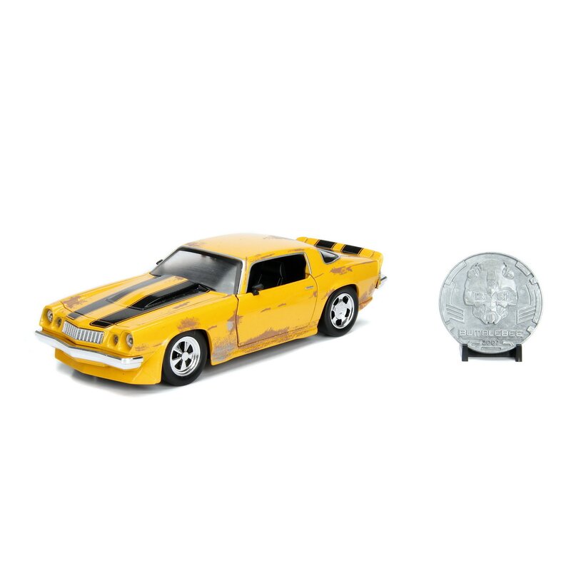 Simba - masina chevy camaro 1977 , transformers , metalica, scara 1:24, galben