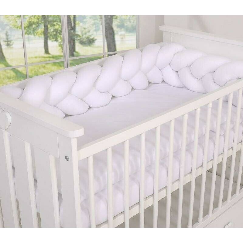 Amy - aparatoare laterala pat bumper impletit , 210 cm, cu inchidere velcro din bumbac, alb