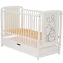 Patut din lemn, 120x60 cm, Cu sertar, Din lemn de pin si mdf, Stabil si rezistent, Inaltime saltea reglabila pe 3 nivele, Laterala cu 3 bete detasabile, EN716-1, EN716-2, Alb, Qmini, Timmi Heart + Saltea 8 cm - 13