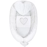 Set 3 piese, New Baby, Luxury, Baby Nest cu doua fete, Cu paturica si pernuta in forma de inima, Minky Heart White