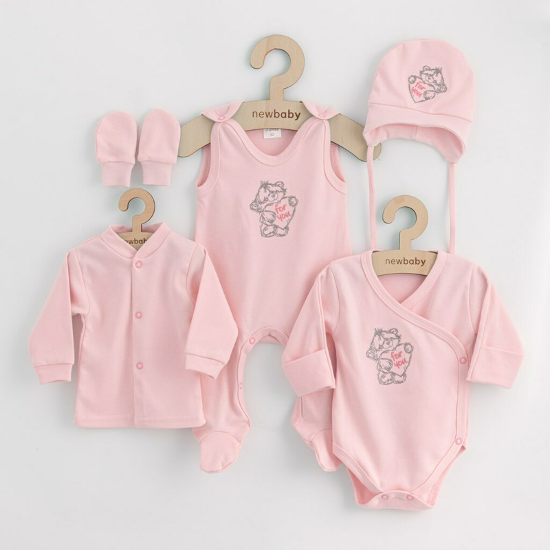 Set 5 piese, New Baby, Include Salopeta fara maneci, jacheta, body cu maneca lunga, caciulita, manusi, Marime 50, Din bumbac 100%, Classic Pink