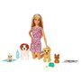 Set Barbie by Mattel Family papusa cu 4 catelusi si accesorii - 2