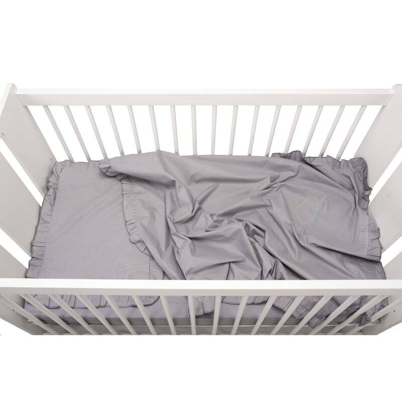 Somnart - set lenjerie patut bebe, bumbac (cearceaf pat 70x140, cearceaf pilotã 100x140, fa?ã pernã 35x50), brodatã, cu volan, gri