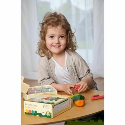 Plastilina pentru copii, set 8 cutii de plastilina BIO pentru modelaj