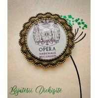 Brosa rotunda Cromata Opera Nationala Bucuresti, diametru 3.5 cm