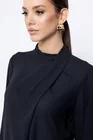 Bluză Caramel cu pliu la guler neagră B4504 thumbnail picture - 
