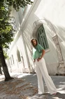 Bluză Caramel elegantă din satin cu strasuri verde B4425 thumbnail picture - 