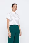 Bluză Caramel satinată albă B4507 thumbnail picture - 