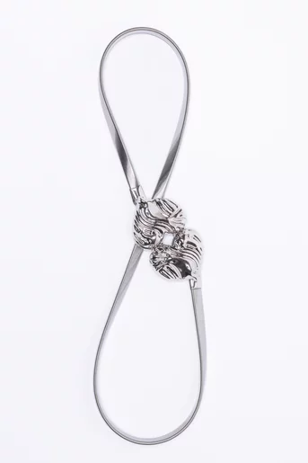 Curea metalică cu model inimă argintie C160804