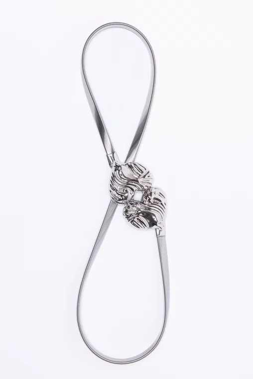 Curea metalică cu model inimă argintie C160804 thumbnail picture - 