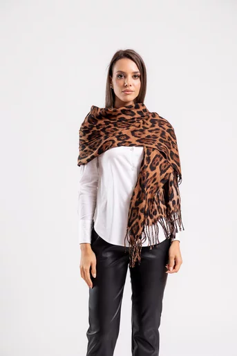 Eșarfă cu franjuri și fir lucios imprimeu leopard maro EGK1113