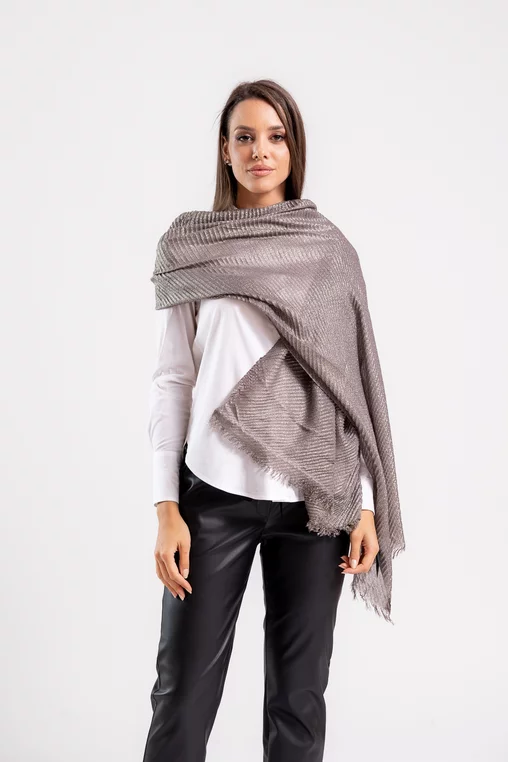 Eșarfă maxi plisată gri cu fir auriu EKG0908 thumbnail picture - 