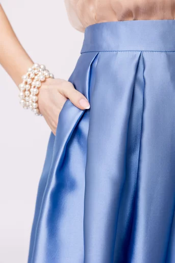 Fustă Caramel elegantă cu pliuri albastră F3410