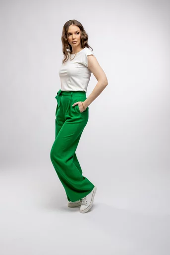 Pantaloni Caramel casual din vâscoză cu cordon verde P2410 34