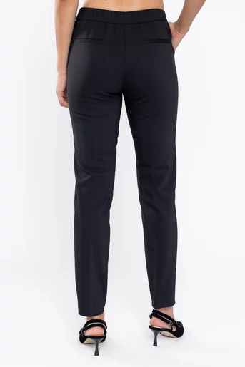 Pantaloni Caramel cu elastic la spate negri P2517
