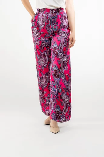 Pantaloni Caramel imprimeu paisley fucsia P2411