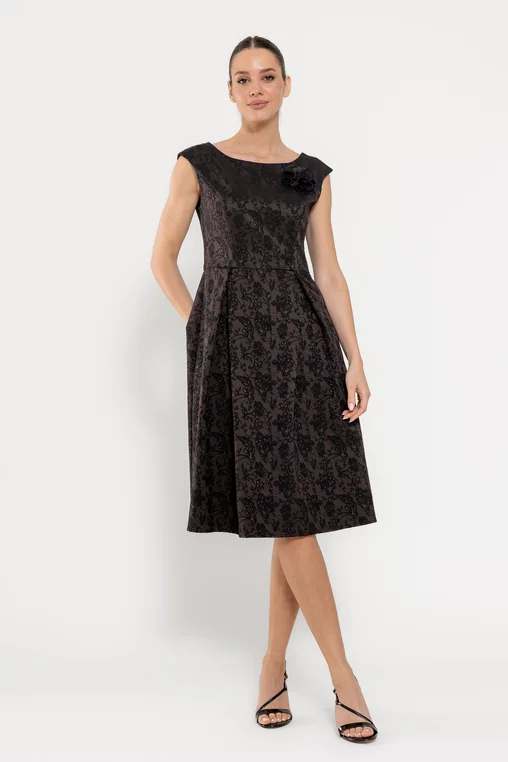 Rochie Caramel elegantă cu floare maro R8534 picture - 5