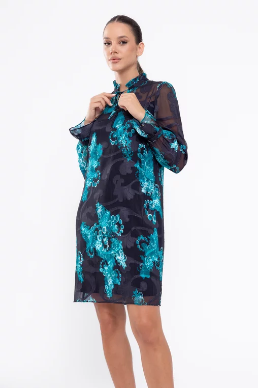 Rochie Caramel lejeră cu volan la guler neagră R8561 thumbnail picture - 