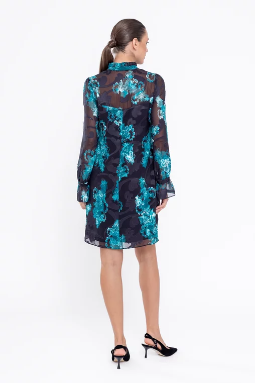 Rochie Caramel lejeră cu volan la guler neagră R8561 thumbnail picture - 
