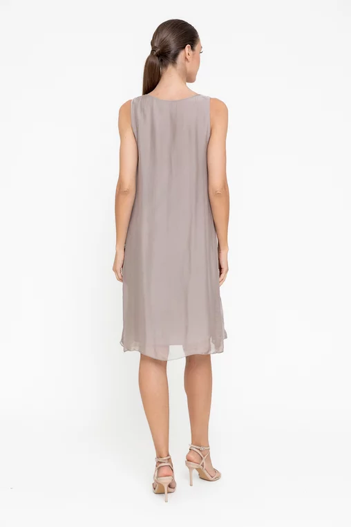 Rochie lejeră din mătase cu broderie taupe RBB0506 picture - 2