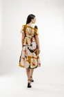 Rochie midi din vâscoză cu imprimeu floral mare R8439 thumbnail picture - 
