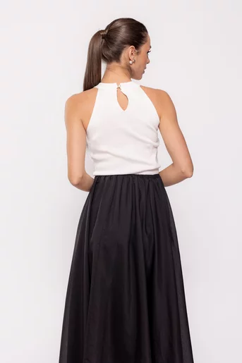 Top elegant cu floare aplicată alb BLAM0220