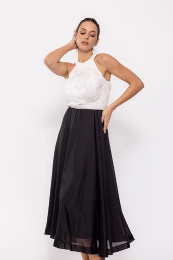 Top elegant cu floare aplicată alb BLAM0220