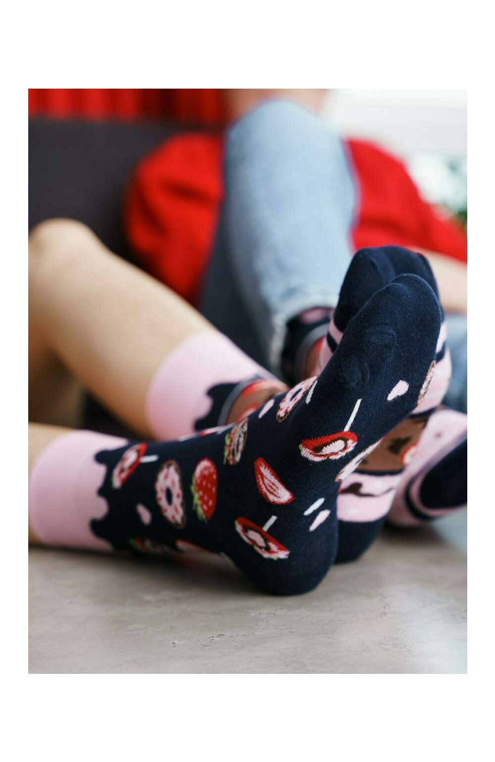 Sosete barbati, bleumarin cu model asimetric Cake - More S079-A036