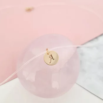 14K Érme Szilikon Nyaklánc Monogrammal
