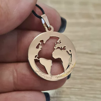 2D Globe Medál – Személyre szabott üzenettel – 14K Rose Gold