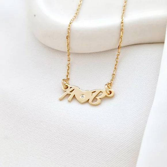 A MI Szívünk Nyaklánc Természetes Gyémánttal - 18K Sárga Aranyozott 925 Sterling Ezüst - Körkapocs