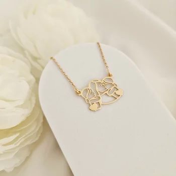 Anya Szívében Nyaklánc - Anya és Lányai Kezdőbetűkkel - 18K Sárga Aranyozott 925 Sterling Ezüst - Körkapocs