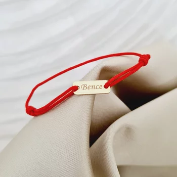 Baba Karkötő - 14K Sárga Arany lemez névvel  - Állítható piros Zsinórral