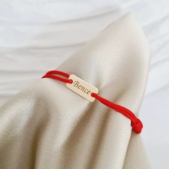 Baba Karkötő - 14K Sárga Arany lemez névvel  - Állítható piros Zsinórral