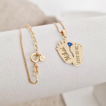 Baba Talp Nyaklánc - 18K Sárga Aranyozott Sterling Ezüst - Dátum, Név Swarovski Kristály -Körkapocs