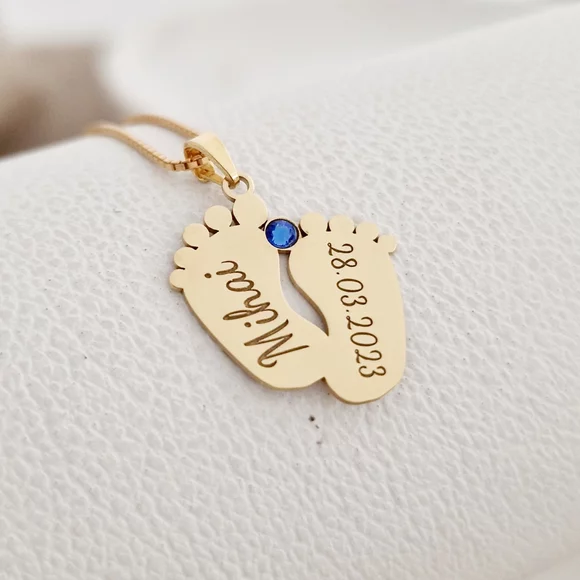 Baba Talp Nyaklánc - 18K Sárga Aranyozott Sterling Ezüst - Dátum, Név Swarovski Kristály -Körkapocs