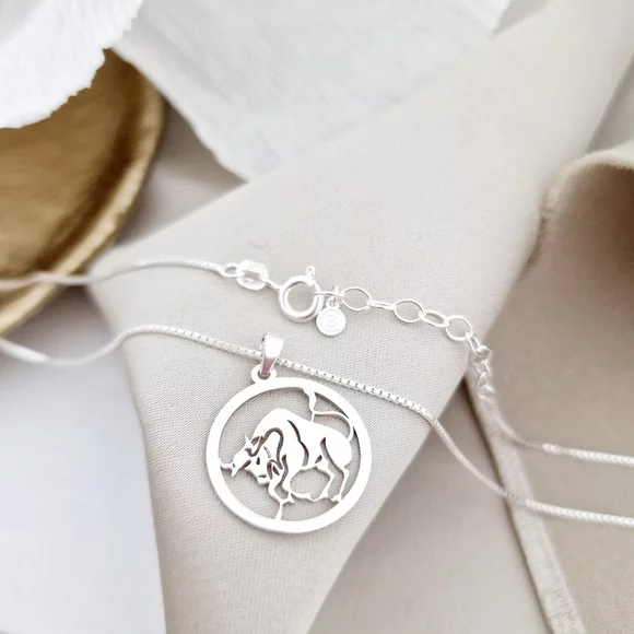 Bika Csillagjegy Nyaklánc - 925 Sterling Ezüst - Körkapocs