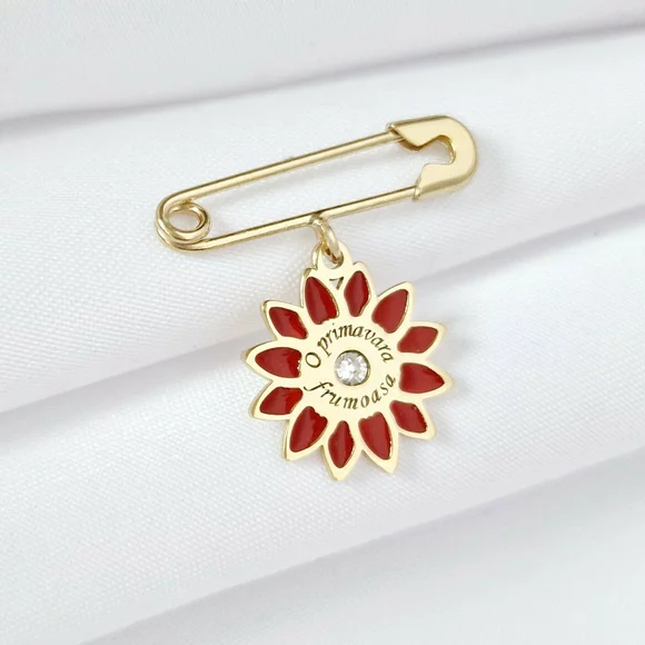 Biztostű Bross – Tavasz Virága – 18K Sárga Aranyozott 925 Sterling Ezüst, piros zománccal és Swarovski kristállyal