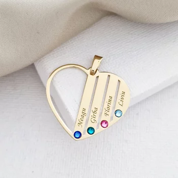 Családi Szív Medál - 4 Név - 14K Sárga Arany Swarovski Kristály