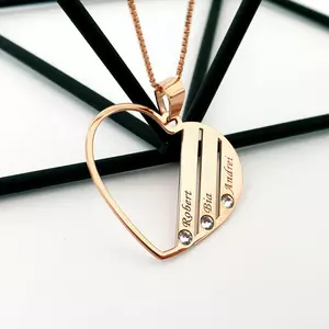 Családi Szív Nyaklánc - 3 Név - 18K Rozé Aranyozott 925 Sterling Ezüst  Swarovski Kristály - Körkapocs