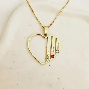 Családi Szív Nyaklánc - 3 Név - 18K Sárga Aranyozott 925 Sterling Ezüst  Swarovski Kristály - Körkapocs