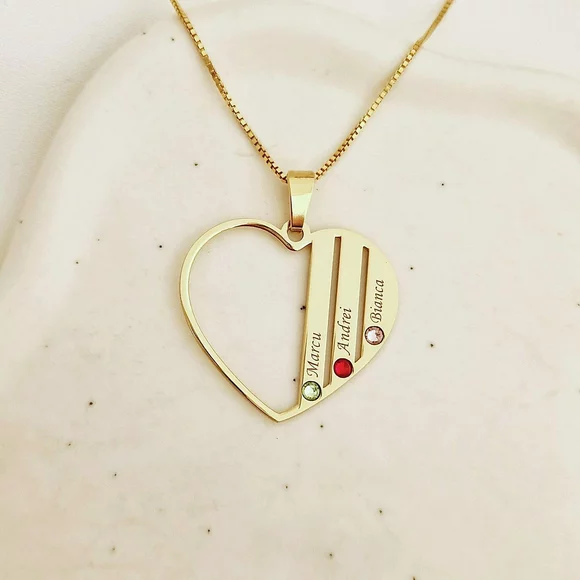 Családi Szív Nyaklánc - 3 Név - 18K Sárga Aranyozott 925 Sterling Ezüst  Swarovski Kristály - Körkapocs